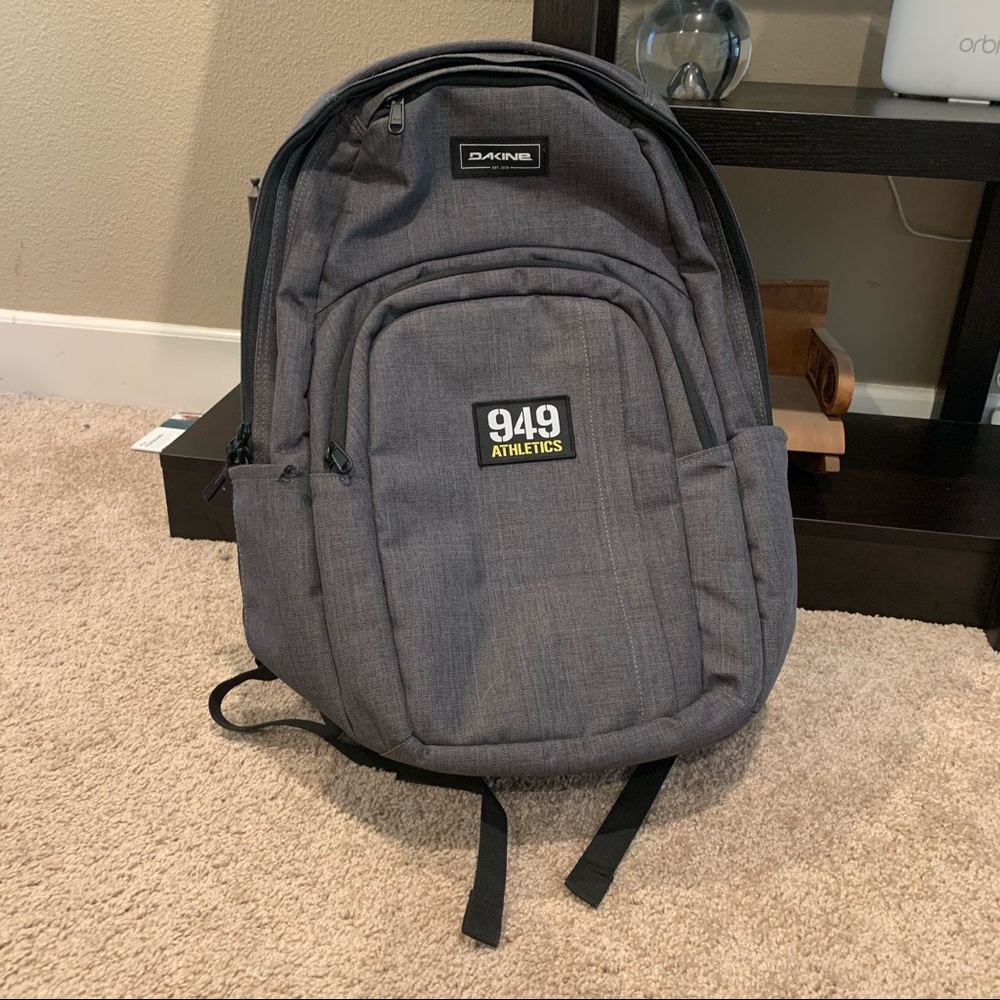 Dakine Gray Backpack (949) Campus L33L